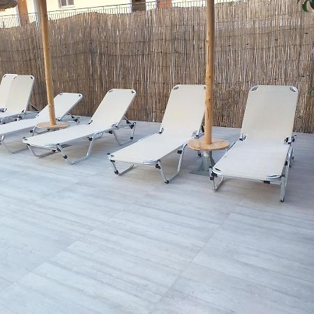 Ψιλή Άμμος Otel Tolón Dış mekan fotoğraf