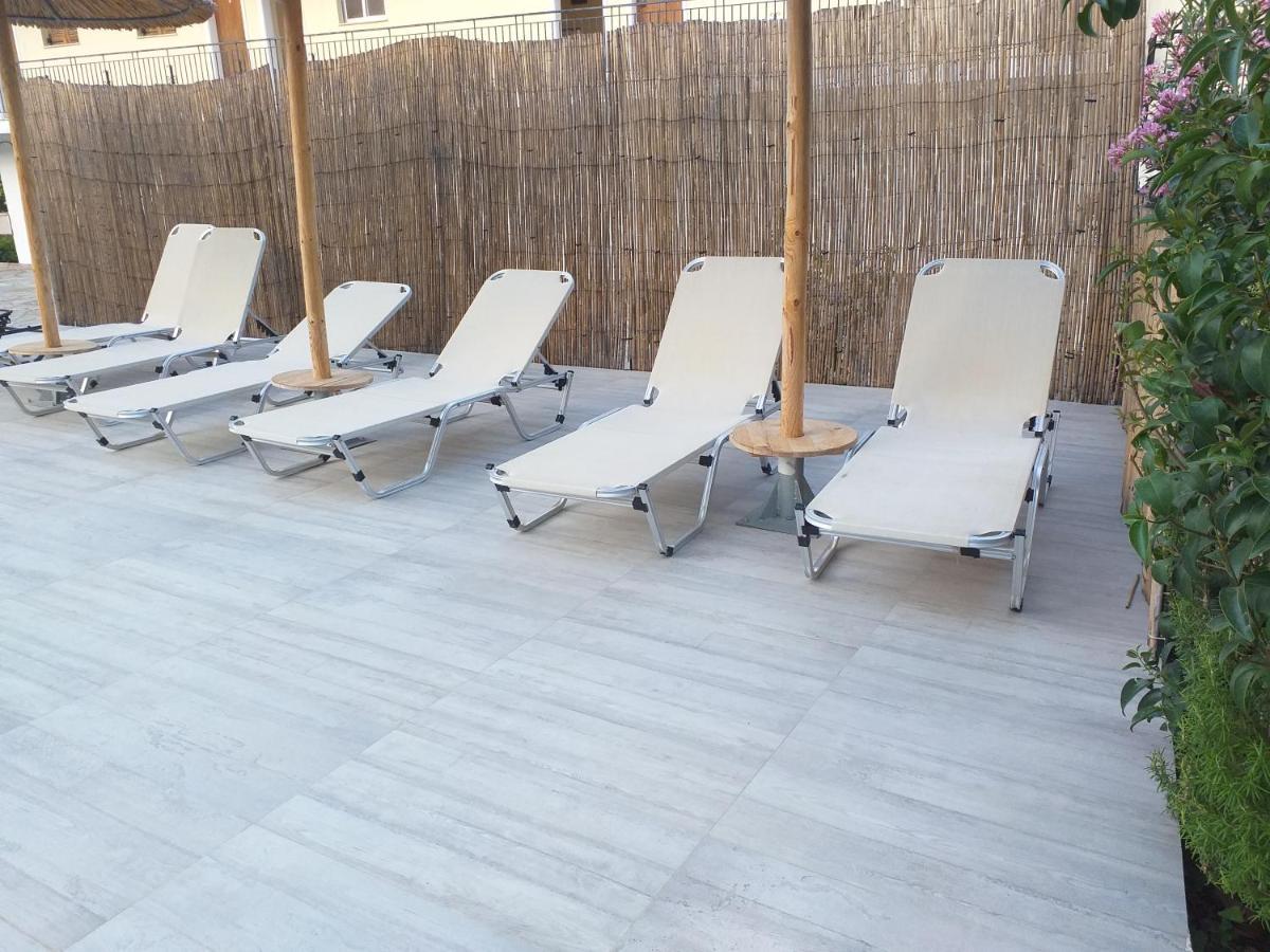 Ψιλή Άμμος Otel Tolón Dış mekan fotoğraf