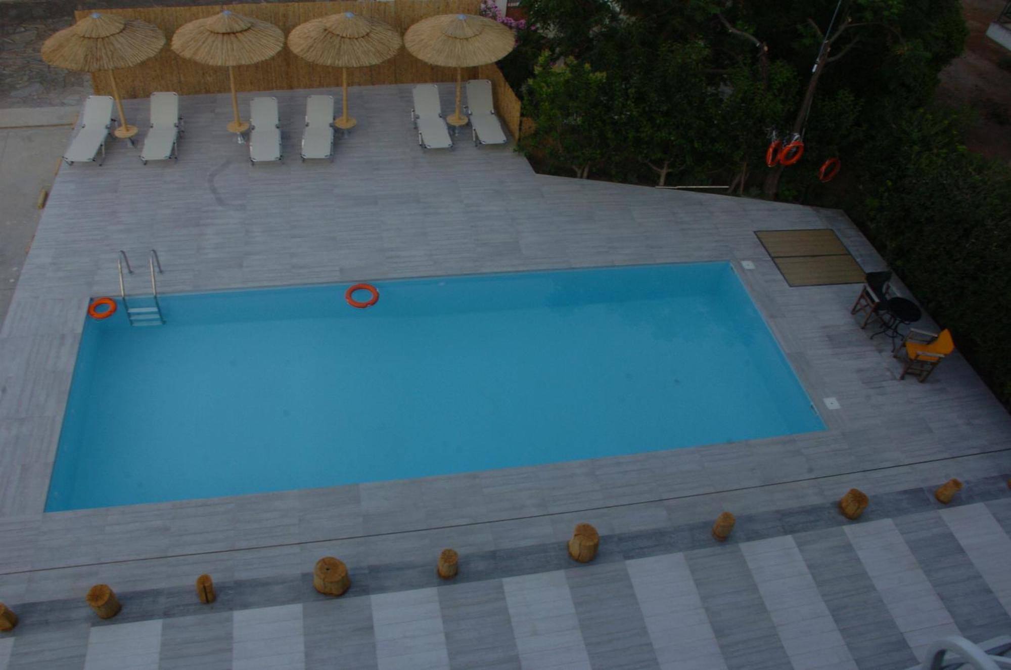 Ψιλή Άμμος Otel Tolón Dış mekan fotoğraf
