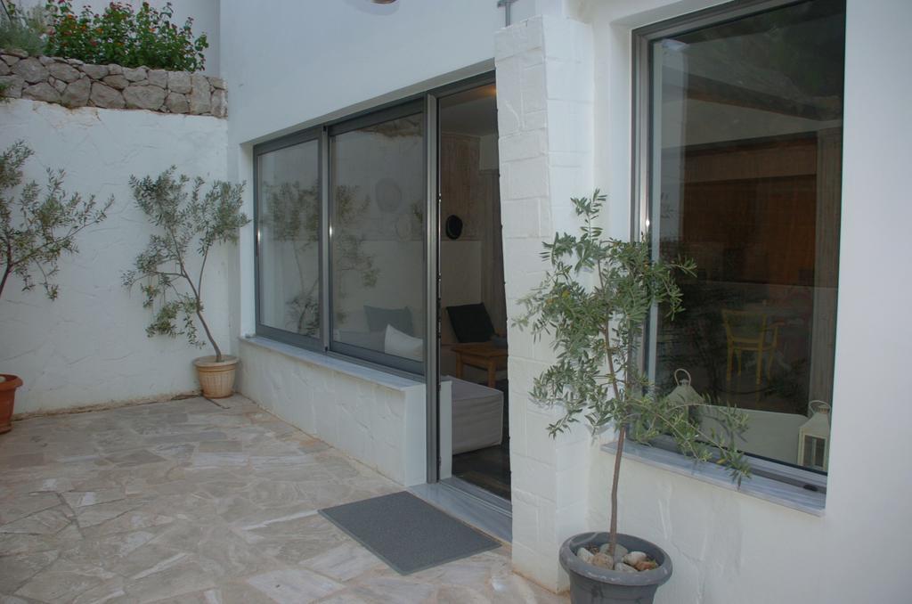 Ψιλή Άμμος Otel Tolón Dış mekan fotoğraf